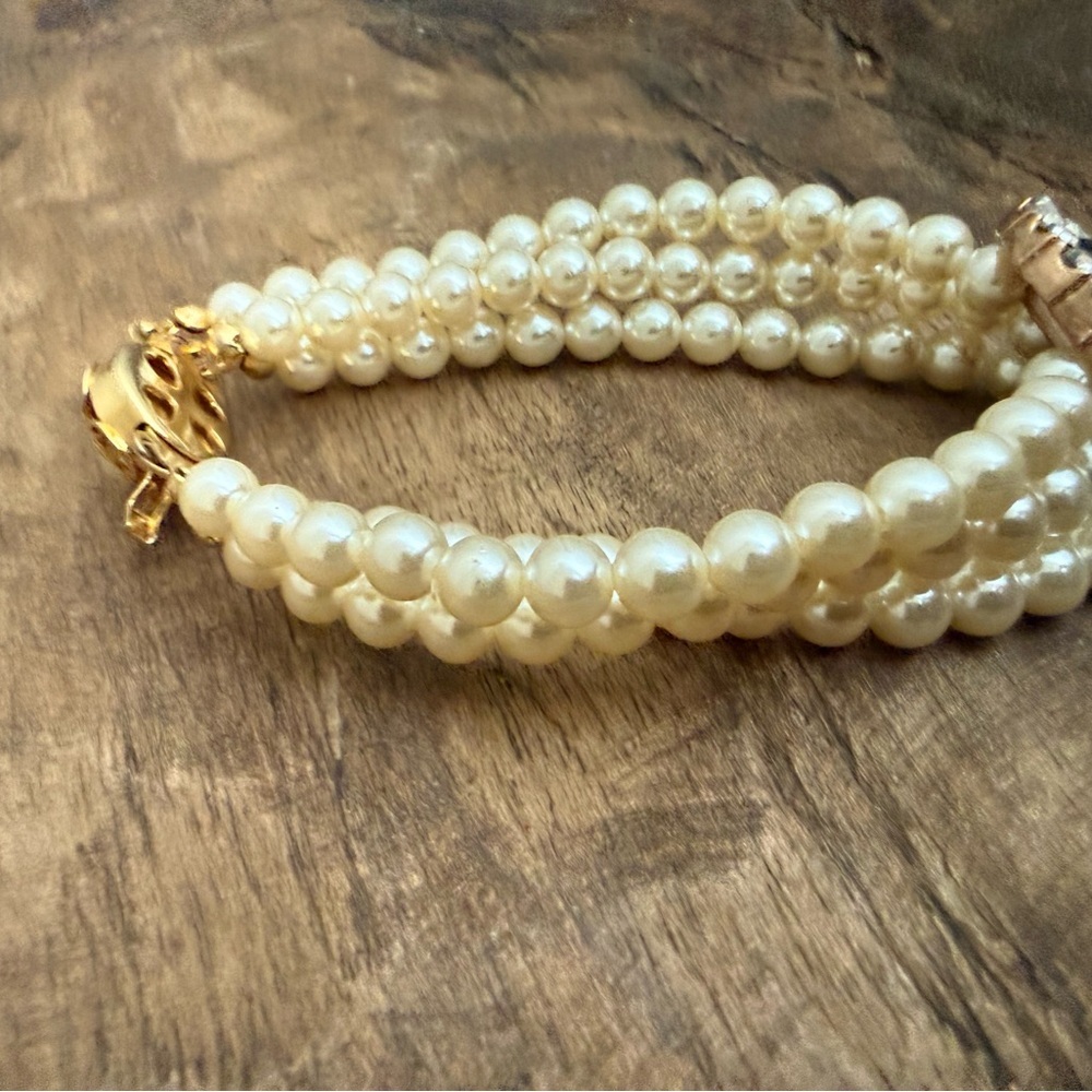 Large Multi Strand Faux Pearl and Blue Stone Costume Fashion Bracelet - Picture 6 of 9